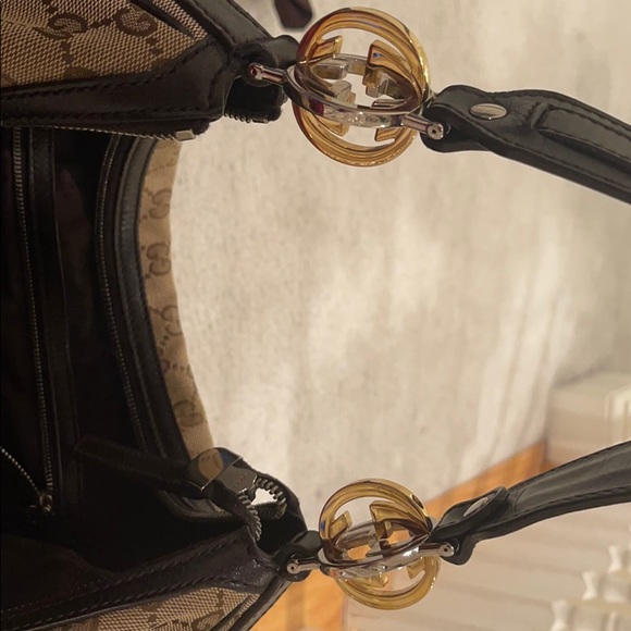 Authentic Gucci handbag ❤️❤️ - Picture 6 of 13
